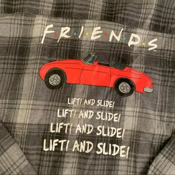 Friends mens size 3xl gray white long sleeve full button down graphic shirt - Picture 7 of 7